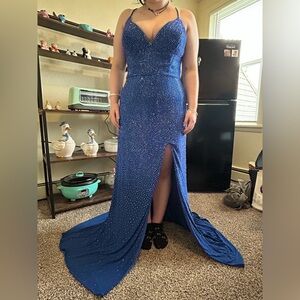 Elegant Blue Evening Gown
